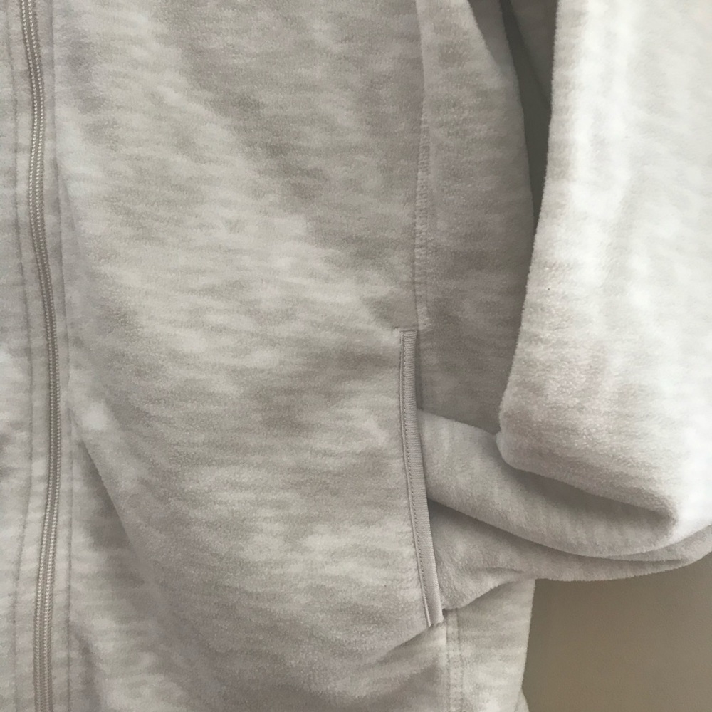 Oatmeal Fleece Zip Sweater - Picture 3 of 7